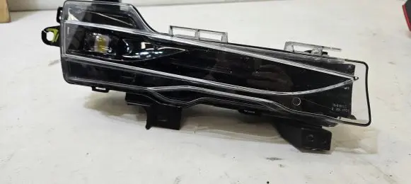 Tesla Model 3 LED Daytime headlight 162479800