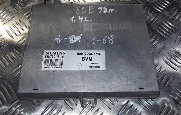 Renault Scenic I Engine control unit/module S111730117B HOM7700875746 7700102197