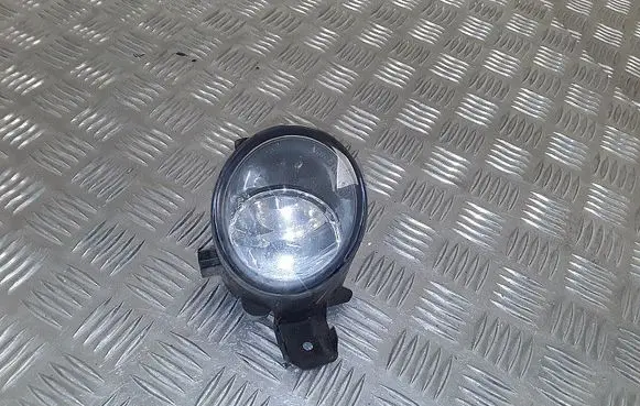 Nissan Qashqai Front fog light 261558992a