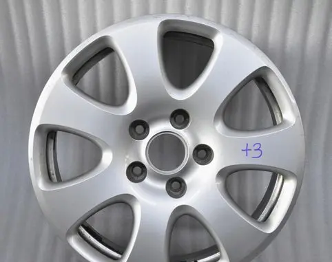 Audi Q7 4L R18 alloy rim 