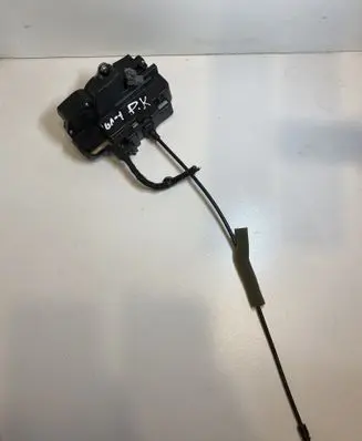 Opel Antara Coupe door lock (next to the handle) A046818