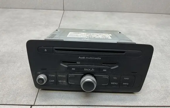Audi A1 Radio/CD/DVD/GPS head unit 8X0035180F