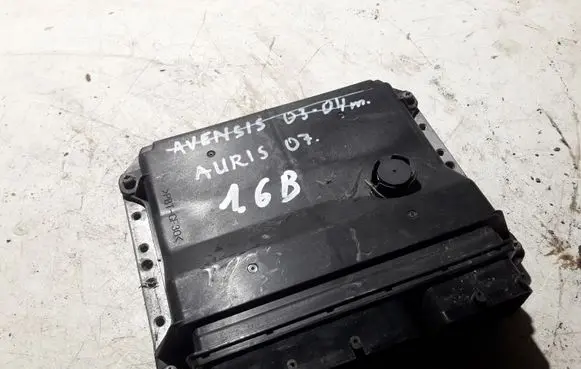 Toyota Auris 150 Engine control unit/module 8966102E51