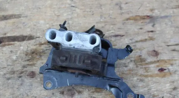 Lexus UX Engine mount vacuum valve 