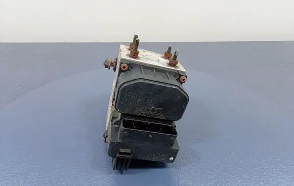 Subaru Forester SF ABS Pump 11000040690