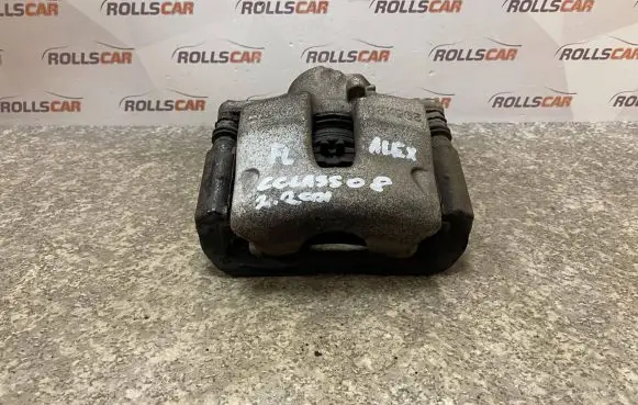 Mercedes-Benz C W204 Front brake caliper