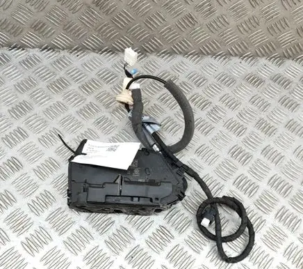 Front door lock