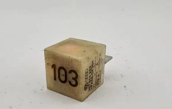 Volkswagen Sharan Other relay 357911253 14030000 PA66GF30