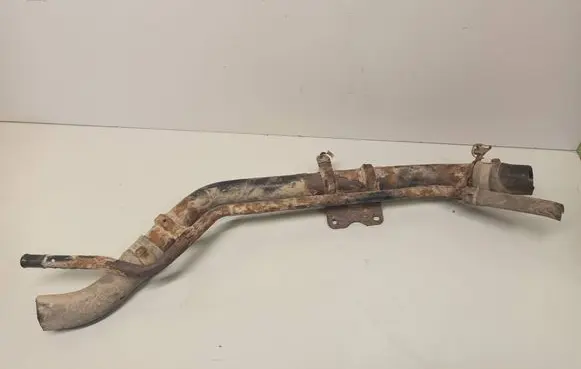 Nissan Pathfinder R51 Engine coolant pipe/hose 
