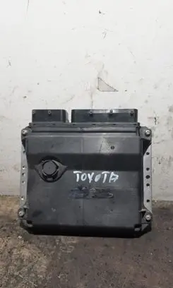 Toyota Auris 150 Engine control unit/module 8966102E51