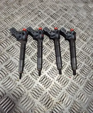 Volvo S90, V90 Fuel injector 31405404