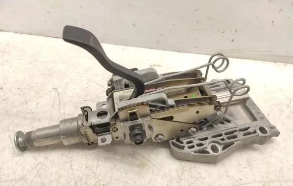 Steering wheel axle