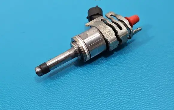 Toyota RAV 4 (XA50) Fuel injector 23250-25010 IMPRK1535287