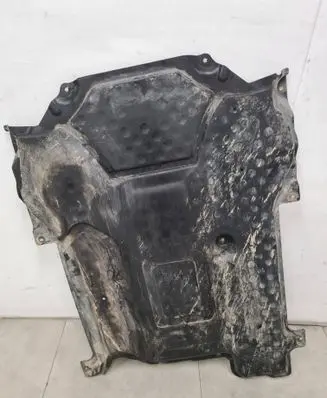 Mercedes-Benz C W204 Engine splash shield/under tray A2045203323