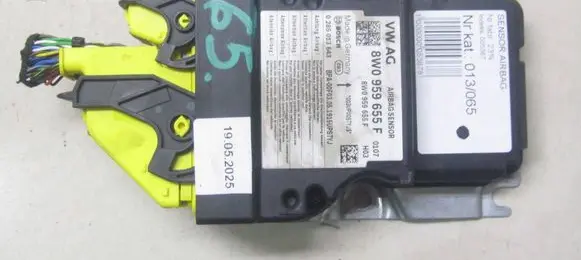 Audi A4 S4 B9 Airbag control unit/module 8W0959655F