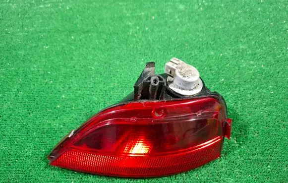 Dacia Duster II Rear fog light 265855178R