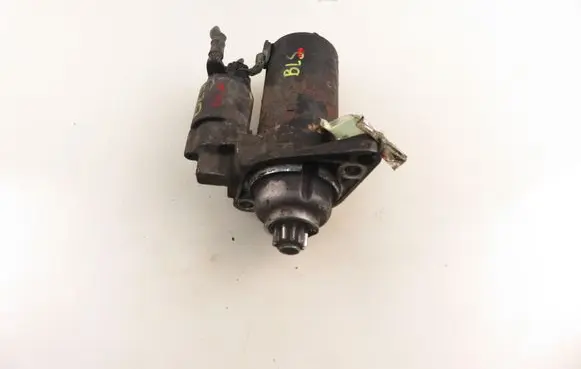 Volkswagen Touran I Starter motor 