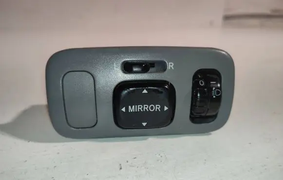 Toyota Yaris Wing mirror switch 5472110