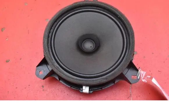 Toyota Corolla E10 Subwoofer speaker EAS16P884A