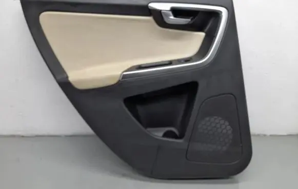 Volvo XC60 Rear door card panel trim 8635780