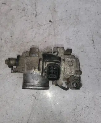 Toyota RAV 4 (XA20) Throttle valve