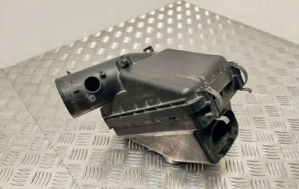 Peugeot 4008 Air filter box 1500A271 5700