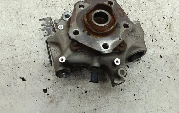 Audi Q7 4M Rear wheel hub 4m0505432 230519 064415400679