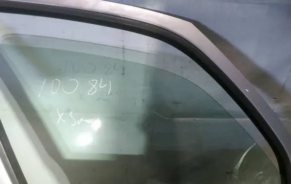 Citroen Xsara Picasso Front door window glass four-door as2