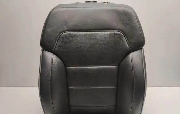 Mercedes-Benz GL X166 Seat trim A1669107903