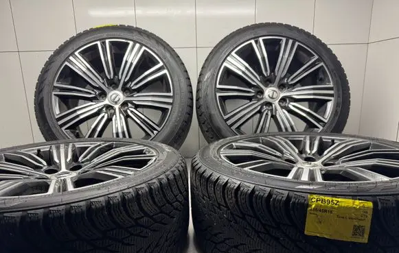 Volvo S60 R18 alloy rim 