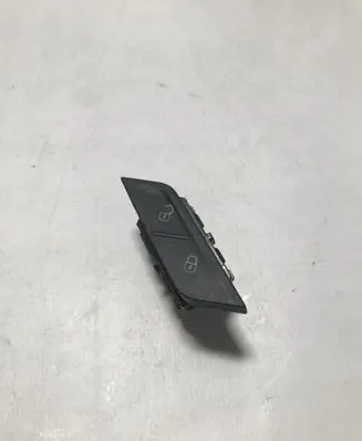 Volkswagen Tiguan Central locking switch button 5NA962126