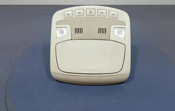 Ford Mondeo MK I Boot/trunk interior light DS73F519A58CA