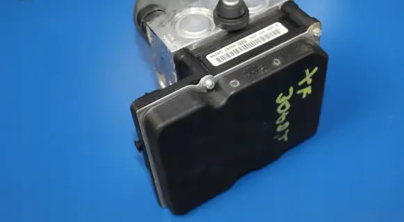Jaguar XF X250 ABS Pump AX232C405