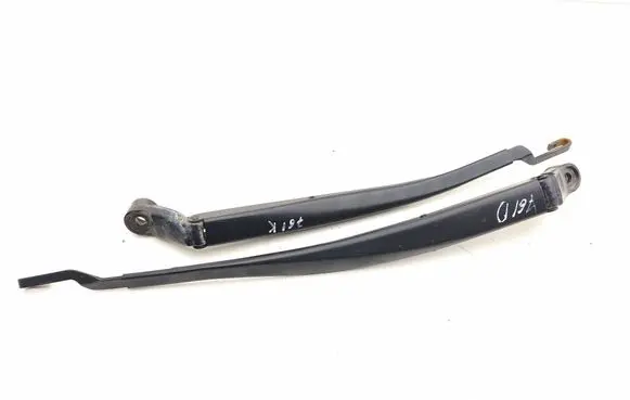 Lexus IS 220D-250-350 Windshield/front glass wiper blade 