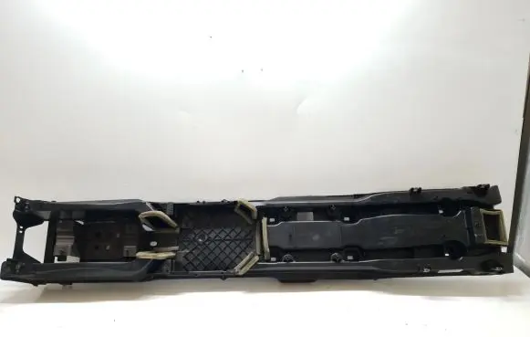Chrysler Pacifica Intercooler air guide/duct channel 04678882AB
