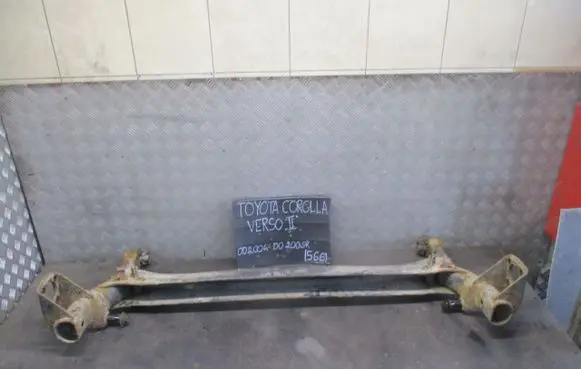 Toyota Corolla Verso AR10 Rear axle beam with reductor 