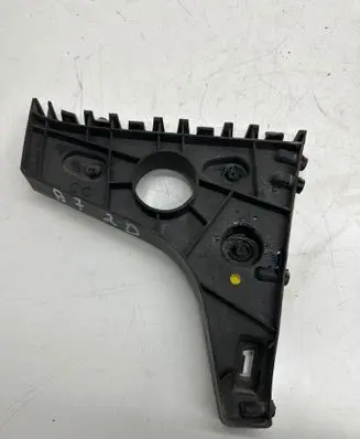 Audi A7 S7 4G Rear bumper mounting bracket 4G8807454