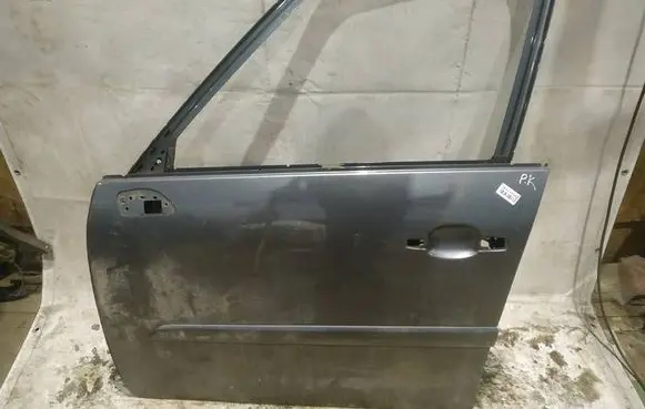 Citroen C4 I Picasso Front door PILKOS