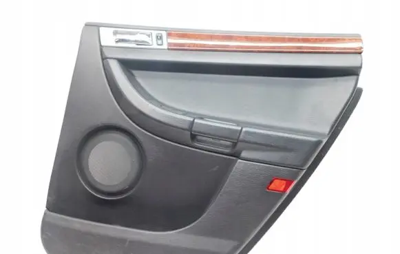 Chrysler Pacifica Rear door card panel trim