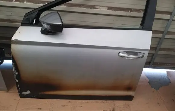 Seat Leon (5F) Front door