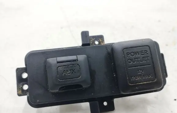 Honda CR-V AUX in-socket connector 83416SWAU310M1