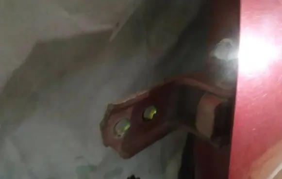 Suzuki Liana Front door upper hinge