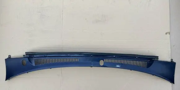Nissan Patrol Y61 Wiper trim 66812VB000