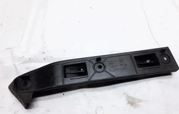 Volkswagen Golf IV Front bumper mounting bracket 1J0807183A