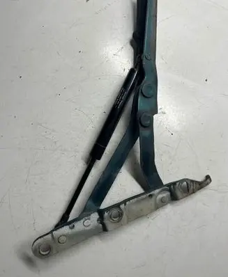 Audi 80 90 S2 B4 Loading door upper hinge 803827552 400K0BL