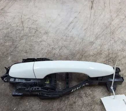 Volvo V60 Front door exterior handle 31440082 31440083