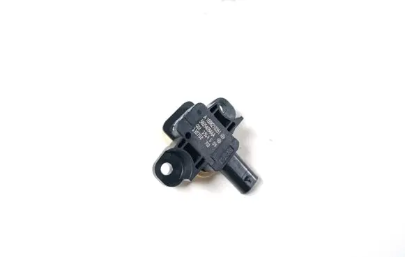 Mercedes-Benz ML W166 Airbag deployment crash/impact sensor A1668210351