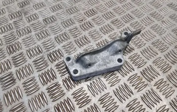 Opel Astra J Engine mounting bracket 13343561