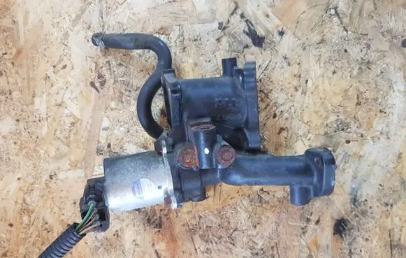 Opel Astra H EGR valve 8980607960
