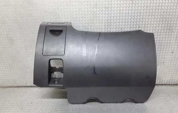 Dashboard lower bottom trim panel